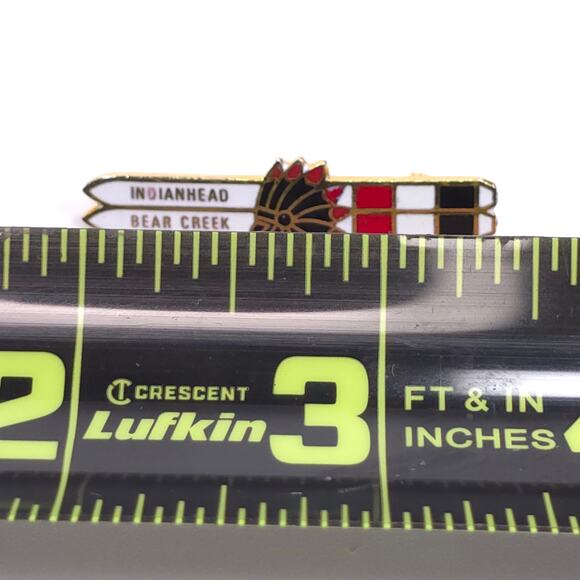 Vintage Indianhead Bear Creek Enamel Ski Pinback Pin - Picture 3 of 3